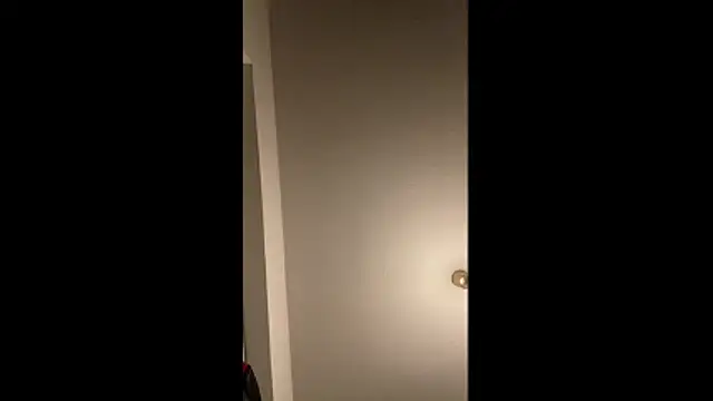 MolleDolle online show from April 20, 2026, 7:59 pm