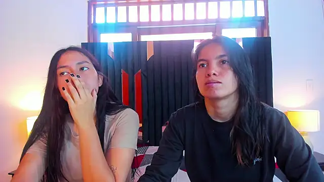 Sofy and Mia online show from October 11, 2025, 12:36 pm