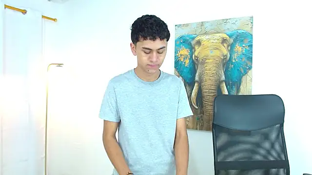 Snapshot of Alancum7 chatting on October 10, 2025, 12:59 pm Alancum7 online show from October 10, 2025, 12:59 pm