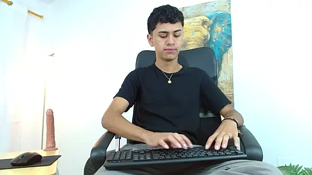 Snapshot of Alancum7 chatting on November 9, 2025, 1:09 pm Alancum7 online show from November 9, 2025, 1:09 pm