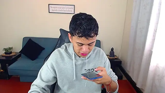 Snapshot of Alancum7 chatting on December 19, 2025, 12:56 pm Alancum7 online show from December 19, 2025, 12:56 pm