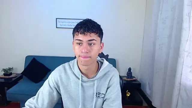 Snapshot of Alancum7 chatting on December 20, 2025, 12:56 pm Alancum7 online show from December 20, 2025, 12:56 pm