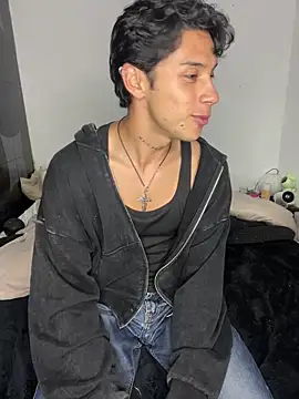 ErosDominant online show from April 4, 2026, 11:35 pm