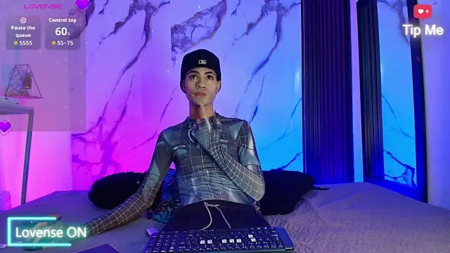 JacobBlackwell  online show from February 12, 2026, 3:34 am