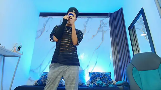 JacobBlackwell  online show from February 28, 2026, 3:29 am