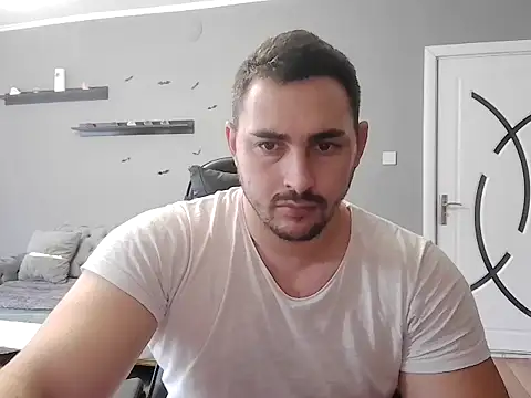 Snapshot of mastermute chatting on November 11, 2025, 10:26 am mastermute online show from November 11, 2025, 10:26 am