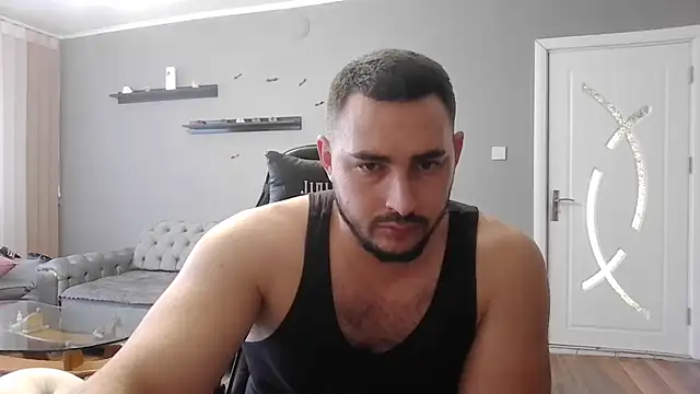 Snapshot of mastermute chatting on December 15, 2025, 1:37 pm mastermute online show from December 15, 2025, 1:37 pm