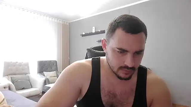 Snapshot of mastermute chatting on December 22, 2025, 9:28 am mastermute online show from December 22, 2025, 9:28 am