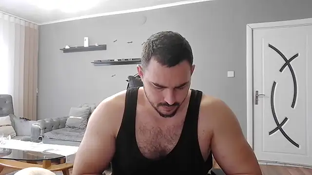 Snapshot of mastermute chatting on December 23, 2025, 8:01 am mastermute online show from December 23, 2025, 8:01 am