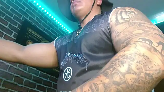 jordan bigcock  online show from November 30, 2025, 6:45 pm