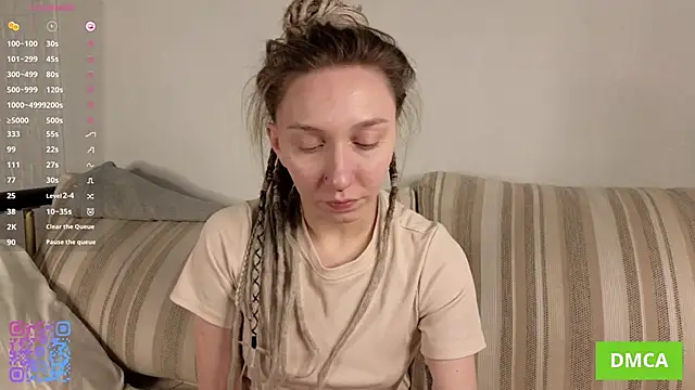 JohnetteConstine online show from October 28, 2025, 5:11 am