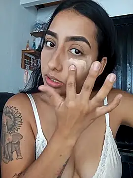 Queen sofya online show from October 22, 2025, 5:13 pm