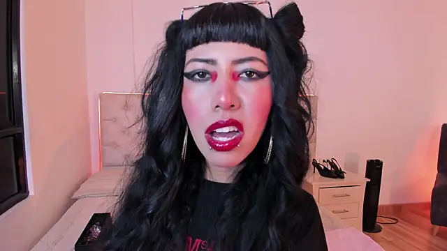Nina fox 0691 online show from May 12, 2026, 2:58 pm