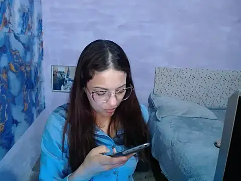 cerecita anna online show from March 2, 2026, 7:43 pm