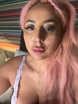 zara bellexx online show from December 14, 2025, 5:18 pm