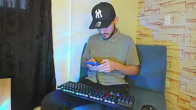 Master King Crazzy777 online show from October 18, 2025, 7:14 pm