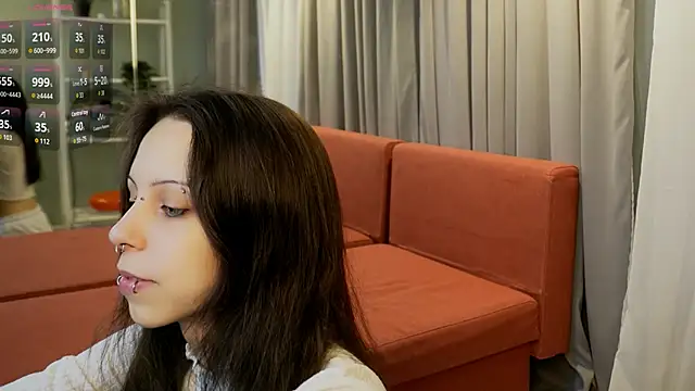 Amber  lust online show from November 11, 2025, 1:11 pm