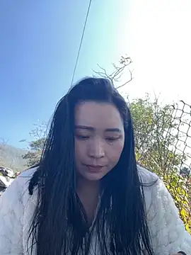 miemie-xx online show from December 1, 2025, 6:18 am