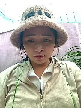 miemie-xx online show from January 13, 2026, 1:44 am