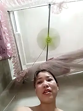 ladzy sexy online show from April 13, 2026, 7:41 pm