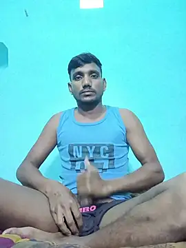 Snapshot of BiggerDickGuy chatting on February 27, 2026, 6:13 am BiggerDickGuy online show from February 27, 2026, 6:13 am