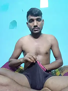 Snapshot of BiggerDickGuy chatting on February 28, 2026, 7:09 am BiggerDickGuy online show from February 28, 2026, 7:09 am