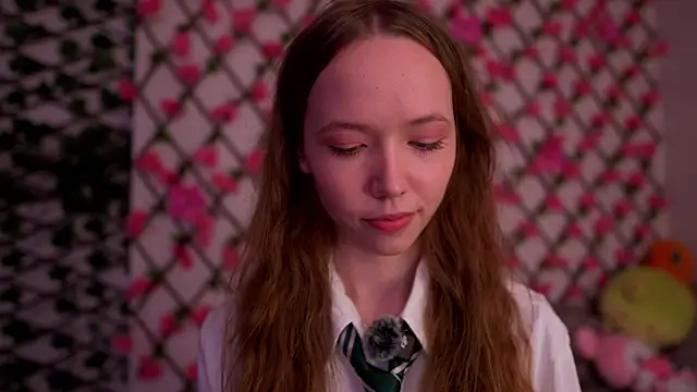 Petite Polly online show from October 18, 2025, 1:08 am