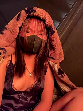 hello-cute online show from January 8, 2026, 3:31 am