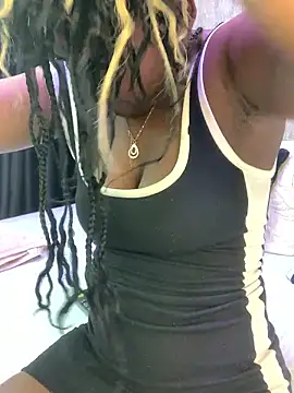 KarinaFlowers  online show from January 13, 2026, 12:32 pm