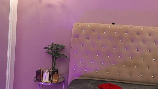 ClaraPasssion online show from April 3, 2026, 4:27 pm