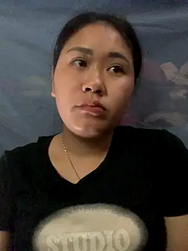 Snapshot of Misu-u chatting on October 13, 2025, 7:08 am Misu-u online show from October 13, 2025, 7:08 am