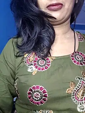 Snapshot of Janu-hasena chatting on February 3, 2026, 6:22 am Janu-hasena online show from February 3, 2026, 6:22 am