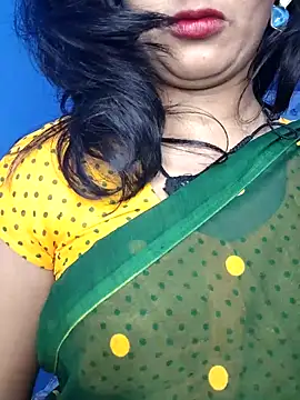 Snapshot of Janu-hasena chatting on February 3, 2026, 6:46 pm Janu-hasena online show from February 3, 2026, 6:46 pm