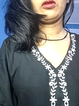 Snapshot of Janu-hasena chatting on February 6, 2026, 2:49 am Janu-hasena online show from February 6, 2026, 2:49 am