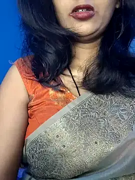 Snapshot of Janu-hasena chatting on February 24, 2026, 2:31 am Janu-hasena online show from February 24, 2026, 2:31 am