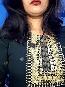 Snapshot of Janu-hasena chatting on March 3, 2026, 2:12 pm Janu-hasena online show from March 3, 2026, 2:12 pm