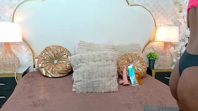  NinaFox  online show from January 11, 2026, 2:11 pm