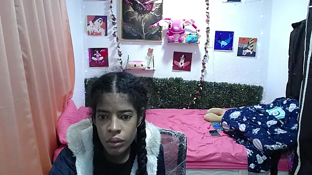 Snapshot of thianahorny chatting on April 27, 2026, 12:36 pm thianahorny online show from April 27, 2026, 12:36 pm