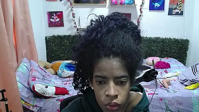 Snapshot of thianahorny chatting on May 14, 2026, 1:07 pm thianahorny online show from May 14, 2026, 1:07 pm