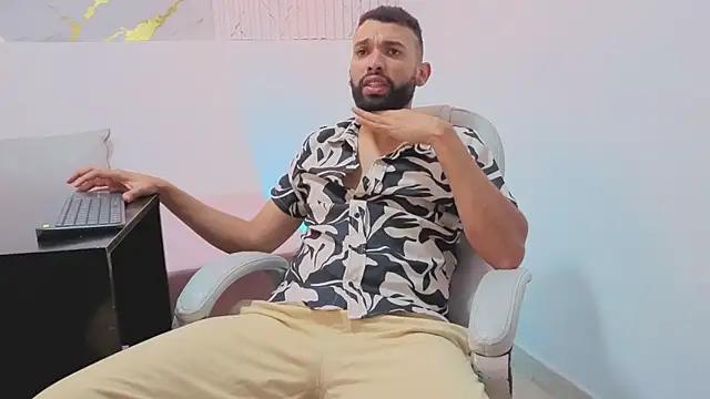 Snapshot of onlymen2025 chatting on December 3, 2025, 10:41 pm onlymen2025 online show from December 3, 2025, 10:41 pm