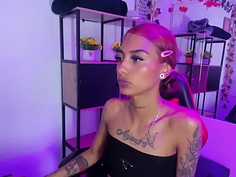 KarlaSlutSkinny   online show from December 5, 2025, 3:26 am