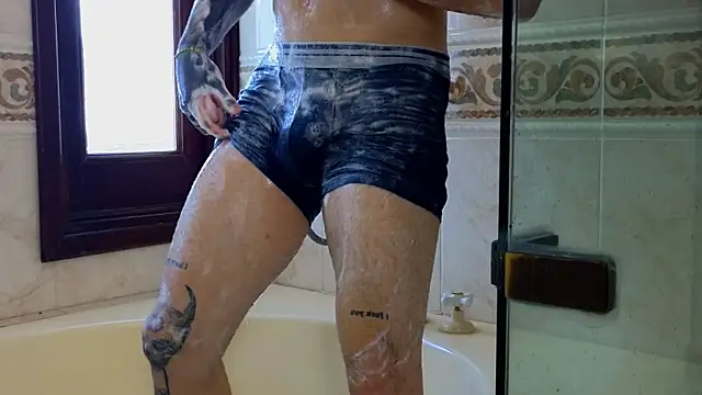 Snapshot of JacobRhude_ chatting on October 15, 2025, 8:31 pm JacobRhude  online show from October 15, 2025, 8:31 pm