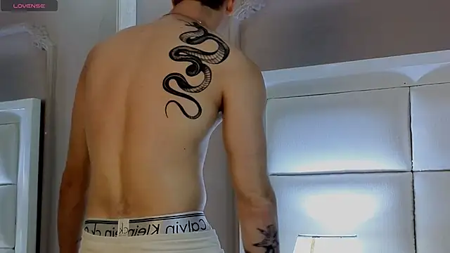 Snapshot of JacobRhude_ chatting on October 16, 2025, 8:10 pm JacobRhude  online show from October 16, 2025, 8:10 pm