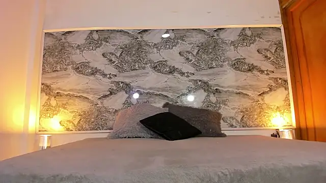 Ethan thouse online show from October 12, 2025, 3:38 am