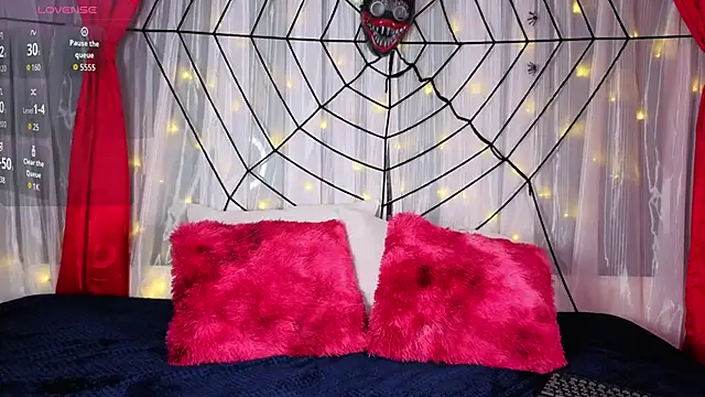 Victoria Jonhss online show from November 1, 2025, 12:12 am