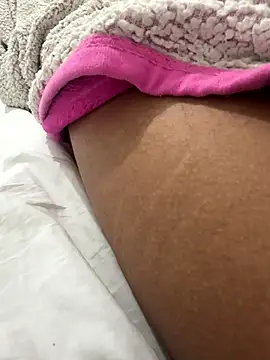 Snapshot of mel_casada chatting on November 9, 2025, 11:25 pm mel casada online show from November 9, 2025, 11:25 pm