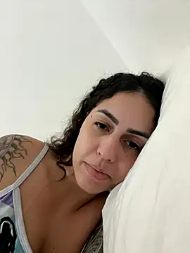 Snapshot of mel_casada chatting on November 14, 2025, 1:04 am mel casada online show from November 14, 2025, 1:04 am