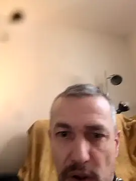 Snapshot of Nyctalopie8579 chatting on March 1, 2026, 9:00 am Nyctalopie8579 online show from March 1, 2026, 9:00 am