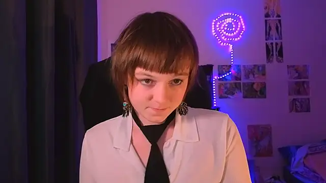 liquid0fluid0 online show from October 15, 2025, 5:35 pm