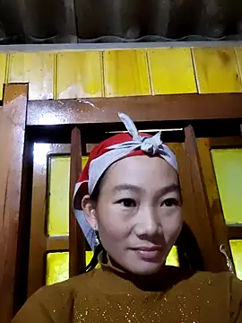 gio-thu online show from December 3, 2025, 4:20 am